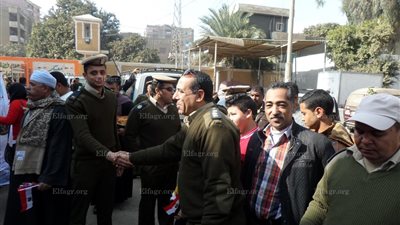 أبناء الشهداء يتصدرون احتفالية الذكرى السادسة لثورة يناير وعيد الشرطة في قنا (فيديو وصور)