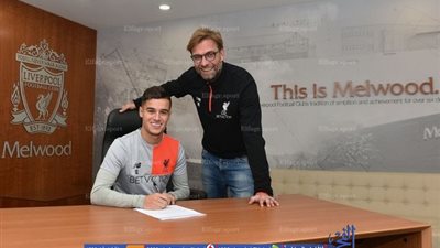 رسميا.. ليفربول يجدد تعاقده مع فيليب كوتيتيو 