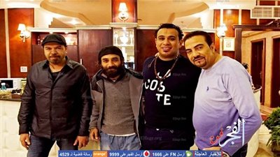 أمير عبدالله يستعين بعجاج والليثي في أول كليباته (صور)