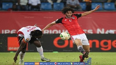 تسديدة النني الصاورخية تعلو عارضة غانا بقليل (فيديو)