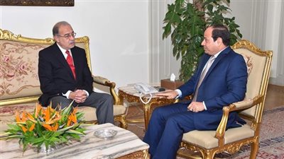 حكومة شريف إسماعيل تخالف تعليمات السيسي.. وترسل قانونا للنواب يزيد أوجاع المصريين