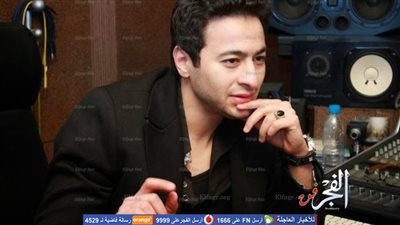 حمادة هلال يطلب من جمهوره الدعاء لوالدته