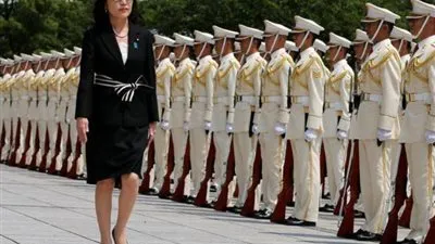 وزيرة الدفاع اليابانية ترحب بزيارة نظيرها الأمريكي لطوكيو الشهر القادم