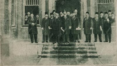 أول ثانوية بمصر كانت مجانية والعقاب بالكرباج وتخرج منها علي مبارك وشوقي 