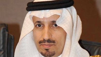 وزير العمل يدشن بعد قليل برنامج 