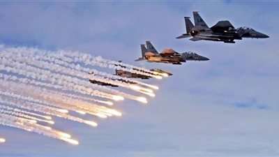 طائرات روسية وتركية تضرب أهدافاً لداعش في سوريا