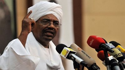 الرئيس السوداني: علاقتنا مع القاهرة مصابة بـ
