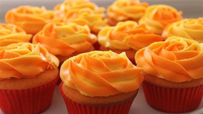 طريقة عمل كب كيك البرتقال بالكريمة