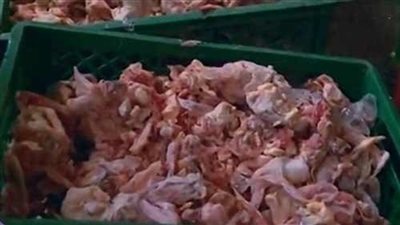 ضبط 57 كيلو دجاج ولحوم منتهية الصلاحية فى حملة تموينية بدمياط