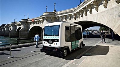 باريس تبدأ في اختبار مواصلات عامة ذاتية القيادة بشوارعها