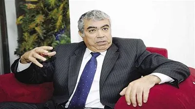 طارق المهدي: 