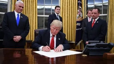 ترامب: وقعت على قرار تنفيذي لإجراء مسح أمني يضمن حمايتنا من 