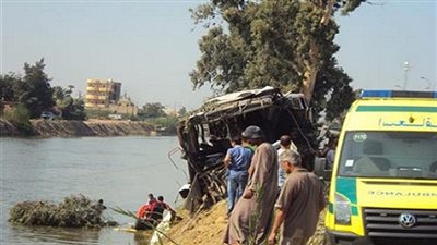 إصابة 7 أشخاص في حادث سقوط 