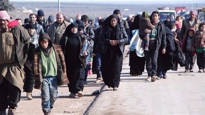 1000 نازح من الباب بريف حلب يصلون إلى عفرين