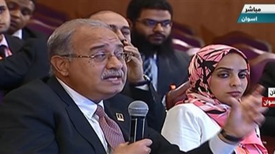 رئيس الوزراء: نحاول التعامل مع الفلاح بشكل مختلف