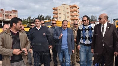 بدء دخول المياة لمأخذ محطة مياه الشرب بالمحمودية (صور)