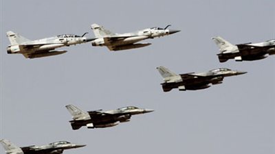 القوات الجوية الإماراتية تدمر طائرة ايرانية بدون طيار باليمن