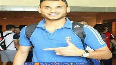 نبروة يتعاقد مع مهاجم منتخب مصر