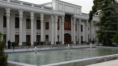 ماهو مصير الإتفاق النووى الإيرانى بعد قرار ترامب الأخير الخاص بالهجرة ؟