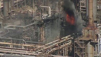 اخماد حريق نشب في مخزن نفطي بمصفاة جنوب طهران
