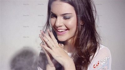 كيندال جينر مصورة للمرة الأولى مع LOVE (صور)