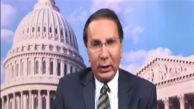 محلل سياسي: القضاء سيلعب دور في تنفيذ قرار ترامب بمنع دخولي مواطني بعض الدول لأمركيا  