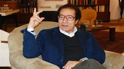 فاروق حسني: 