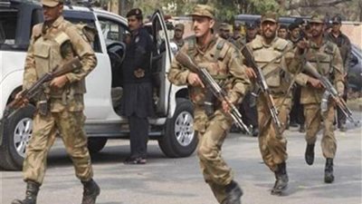 الأمن الباكستاني يضبط كميات كبيرة من الأسلحة والذخيرة بإقليم بلوشستان