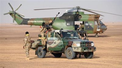 خبراء يكشفون حقيقة دعم مصر للجزائر ضد المغرب في حرب الرمال عام 1963