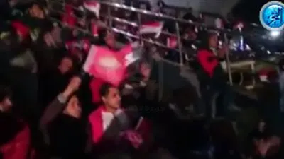 المصريون يحتفلون بفوز المنتخب المصري من النادي الأوليمبي بالمعادي