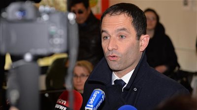 مرشح الاشتراكيين الفرنسيين للرئاسة: 