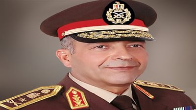 رئيس الأركان: القيادة العامة حريصة على تطوير العملية التعليمية والتدريبية للقوات