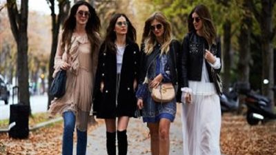 أجمل إطلالات موضة الشارع خلال أسبوع الأزياء الجاهزة في باريس (صور)