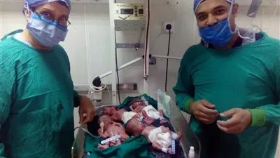 سيدة قناوية تضع 4 توائم بـ