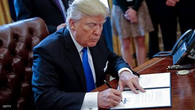 واشنطن تعلن عن رفع دعوى ضد قرار ترامب بحظر سفر مواطني 7 دول