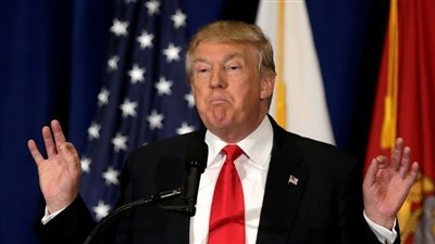 ترامب يقيل وزيرة العدل بالوكالة لرفضها تطبيق قراره بشأن حظر السفر