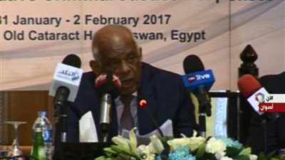 رئيس البرلمان: الإرهاب لا يرتبط بالجهل والفقر.. وقادته من الأثرياء