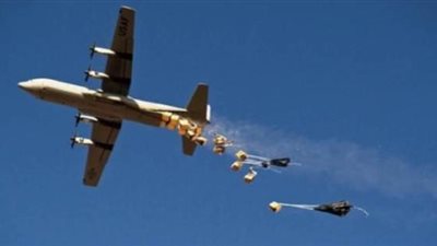 برنامج الغذاء العالمي يستأنف إسقاط الغذاء جوا على بلدة دير الزور السورية