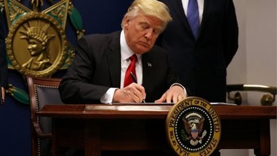 مخاوف من انضمام مصر والسعودية والإمارات إلى قائمة حظر ترامب