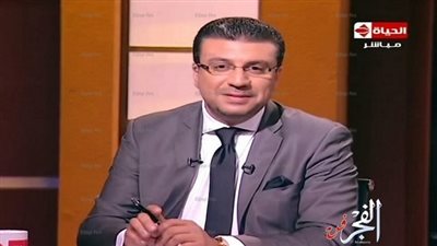 عمرو الليثي أفضل مذيع في استفتاء 