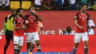 مدافع روما يؤازر محمد صلاح قبل مواجهة بوركينا فاسو