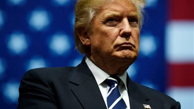 نواب بالكونجرس يطالبون بمحاكمة 