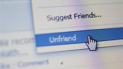 كيف تعرف من رفضوا صداقتك على 