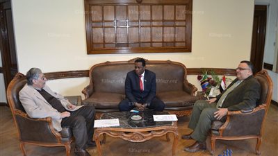 سفير تنزانيا يؤكد أهمية زيارة الرئيس السيسى لبلاده (صور)