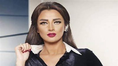 رضوي الشربيني تبدأ أولي حلقات برنامجها علي 