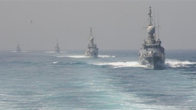 قوات التحالف العربي تمنع سفينة قمح من دخول اليمن