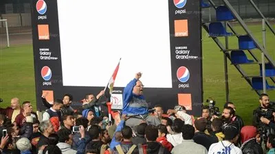 فرحة الجماهير في استاد النادي الأوليمبي بالمعادي