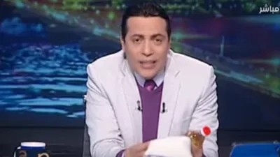 محمد الغيطي ينفعل على الهواء بسبب أسعار الزيت والسكر: 