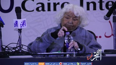 نوال السعداوي: المعرض أعطاني قاعة صغيرة حتى لايحضر الجمهور 