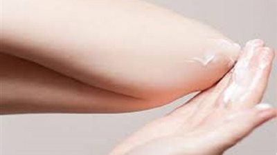 لو عروسة جديدة.. بالخطوات خلطة الحنة البيضاء للتخلص من البقع الداكنة